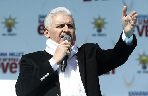 Başbakan'dan Merkel açıklaması konuşmasını yarıda kesti ve....