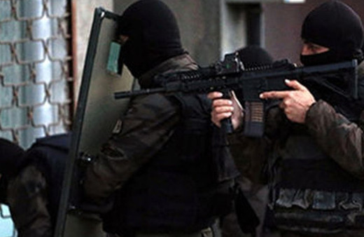 İstanbul'da helikopter destekli dev operasyon