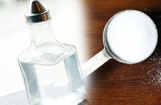 Sirke ve kabartma tozunu mikrodalgaya atın bakın ne olacak!