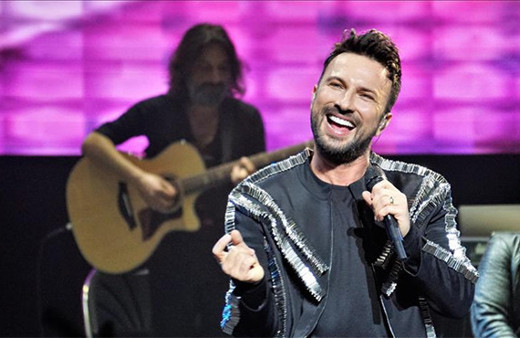 Tarkan, Los Angeles'da sevenleriyle buluştu