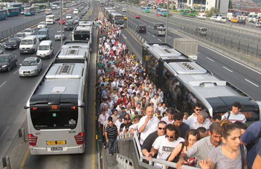 İETT'in metrobüs açıklaması kafaları karıştırdı kimse anlamadı