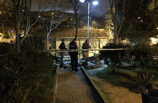 Parkta erkek cesedi bulundu