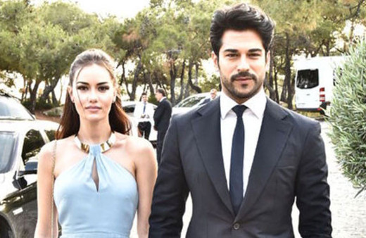 Burak Özçivit ve Fahriye Evcen nişanından ilk fotoğraf!