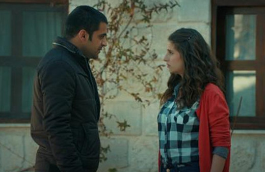 Aşk ve Mavi 22. bölüm fragmanı