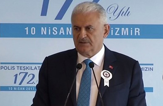 Binali Yıldırım'dan İzmir'de polislere uyarı vatandaşı...