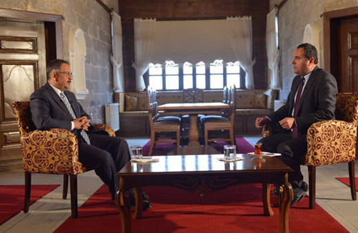 Bakan Özhaseki: Kılıçdaroğlu tek telefonla tankları yolundan çekti