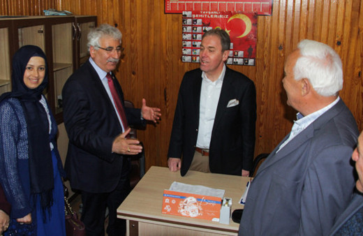 CHP'li vekil milletvekilini muhtar sanınca