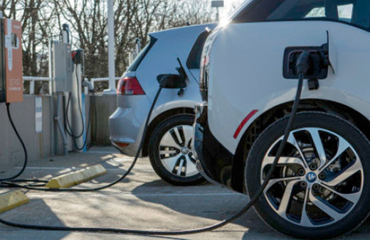 Elektrikli araç şarj istasyonları yaygınlaşıyor