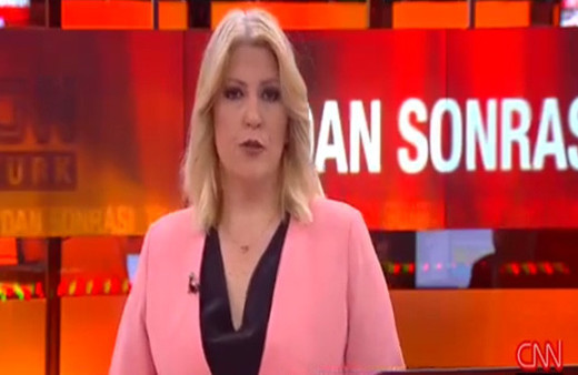 Ahu Özyurt’tan herkesi şaşırtan sunum…