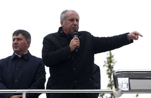 'Afişi keseni oraya asın' demişti ama bakın kim çıktı