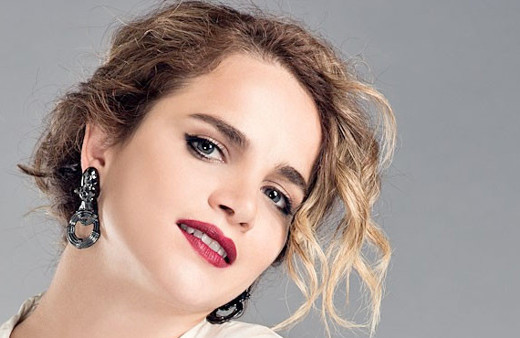 Tuğçe Kazaz referandum oyunu açıkladı twitter yıkıldı