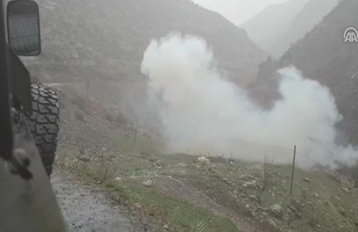 El yapımı patlayıcının patlatılma anı