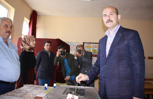 Bakan Süleyman Soylu oyunu kullandı