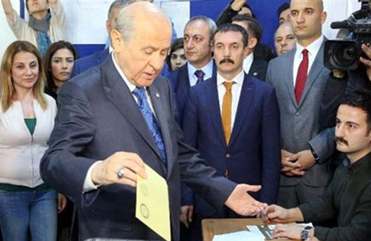 Devlet Bahçeli'nin sandığından çıkan sonuç evet mi hayır mı