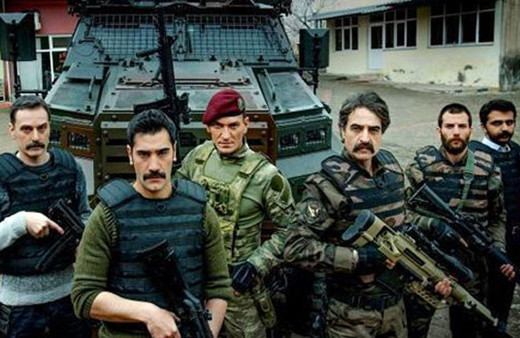 'İsimsizler'de FETÖ göndermesi