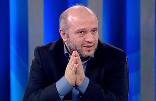 Yeni Şafak yazarı 'gevşek AKP'lileri' yazdı