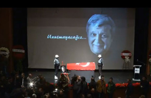 Halit Akçatepe son yolculuğuna uğulandı