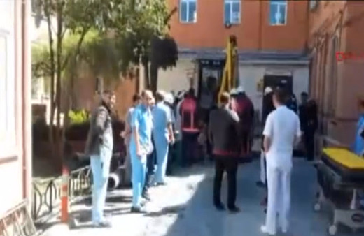 Çapa'daki hafriyat çalışmasında göçük