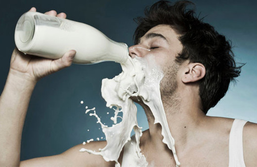 Fazla süt içmek ölüm riskini arttırıyor! Yanlış biliniyormuş