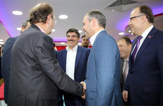 Bakan Kılıç ile yazar Kaplan arasında rahatsızlık diyaloğu