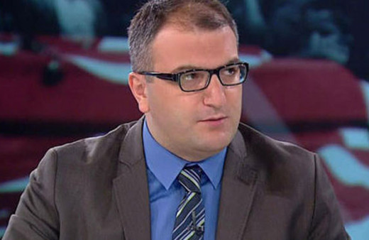 İHH'dan Cem Küçük için flaş hamle