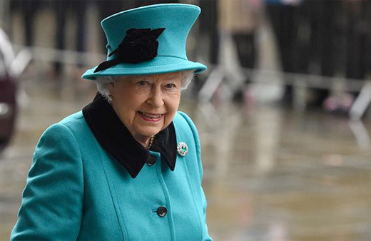 Kraliçe 2. Elizabeth yok artık dedirtti