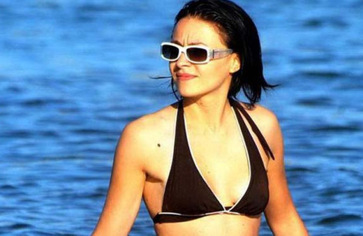 Bodrum'da güneşi gören sahile koştu