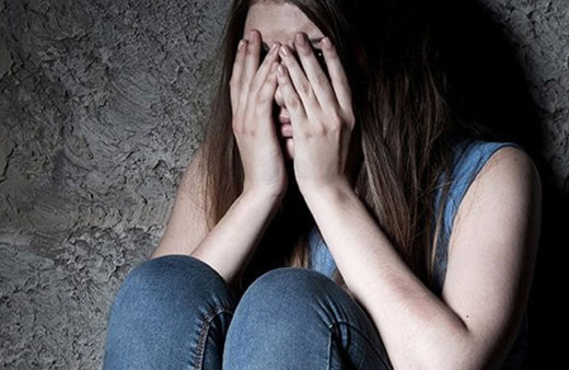 Tecavüzcüyle evlenme yasası kaldırıldı