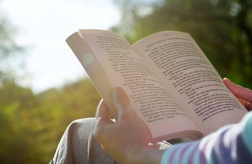 Kitap Dostum, uygulama marketlerinde yerini aldı