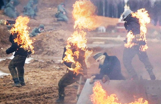 Film seti değil gerçek! İnsanlar cayır cayır böyle yandı 