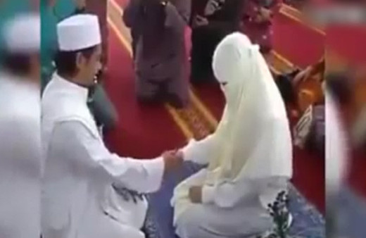 Nikahtan sonra eşinin elini bile tutmaya utandı..