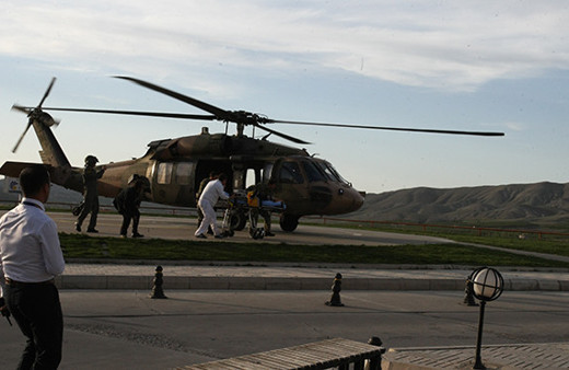 Genç kızın başına geldi; askeri helikopter havalandı!