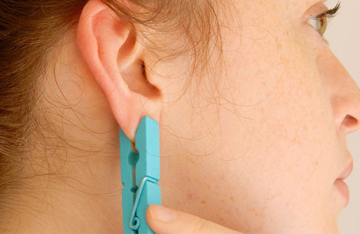 Kulağınıza mandal takın bakın neler olacak