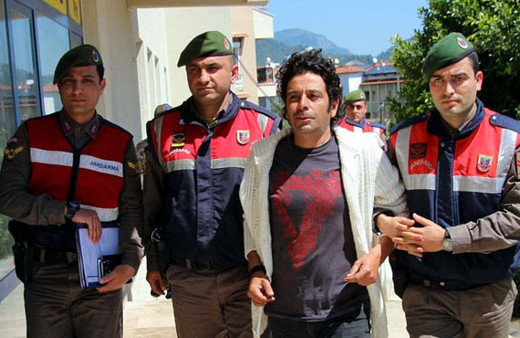 Selim Erdoğan 'içiciyim' dedi ama evinden çıkan şok detay