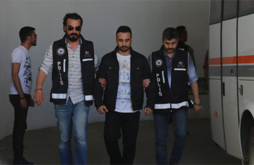 Denizli'de 9 kişi FETÖ'den tutuklandı