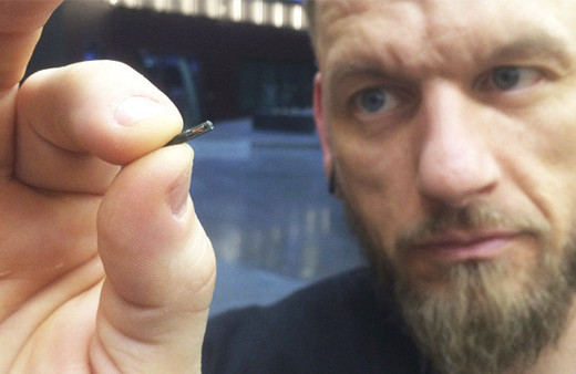 Bu da oldu! İsveçli bir firma çalışanlarına çip taktı