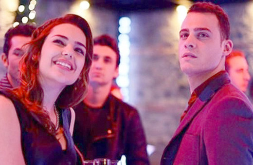 Ünlü oyuncuya büyük şantaj 'Kürtaj olduğunu...'