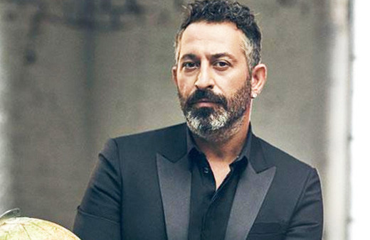 Cem Yılmaz Twitter'da 'Ben de oynuyorum' dedi ortalık karıştı