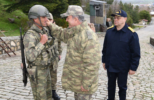 Akar'ın ziyaretinde ilk kez ortaya çıktı!