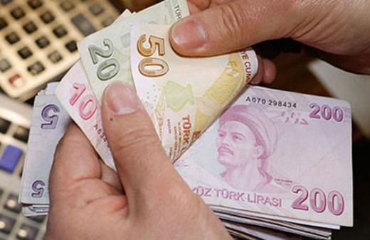 Kadınlar gününde para kavgası