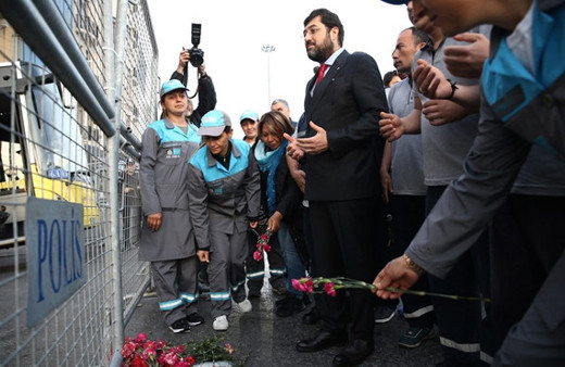 İstanbul'da sıra dışı 1 Mayıs kutlaması horon da var dua da!