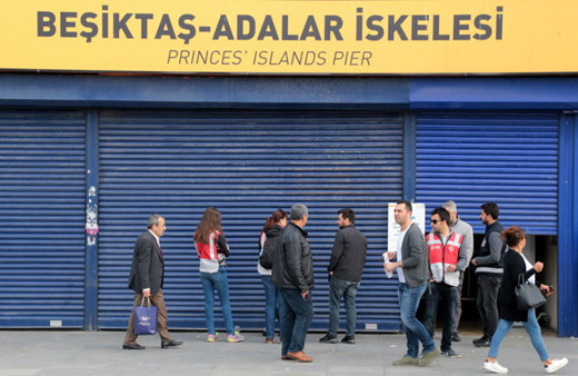 Metro kapalı 1 Mayıs'ta nereler açık? Metrobüs ve vapur...