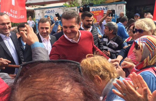 Mustafa Sarıgül ortaya çıktı siyasete geri mi dönüyor?