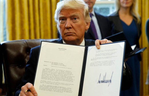 Trump bir numaralı o ismi görevden aldı