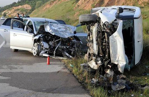 Feci kaza! Ölüler ve yaralı var