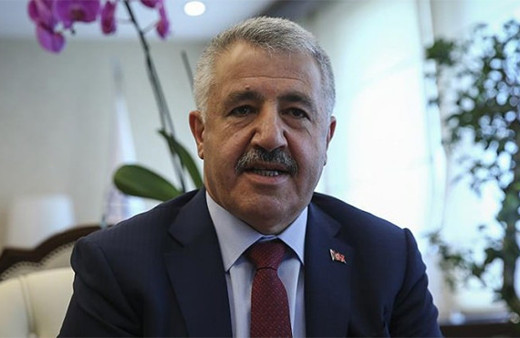 Bakan Arslan'dan Anneler Günü mesajı