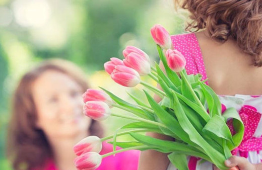 Anneler günü mesajları en güzel anne şiirleri
