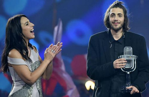 Eurovision'u kim kazandı birinci olan şarkı büyük kriz çıktı!