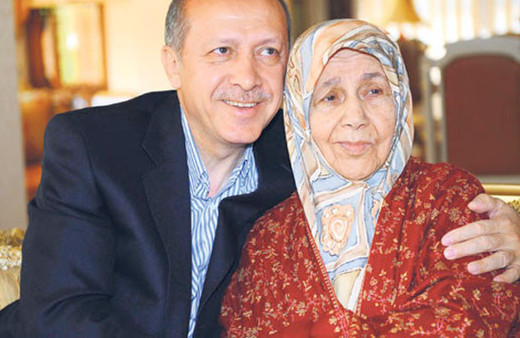 Cumhurbaşkanı Erdoğan'dan Anneler Günü mesajı