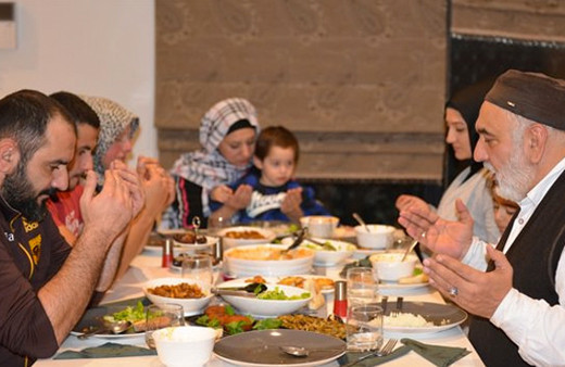 İlk oruç ve teravih ne zaman 2017 Ramazan Bayramı tarihi